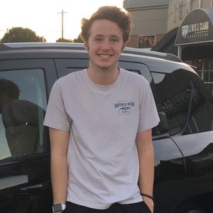 Meet your Posher, Evan